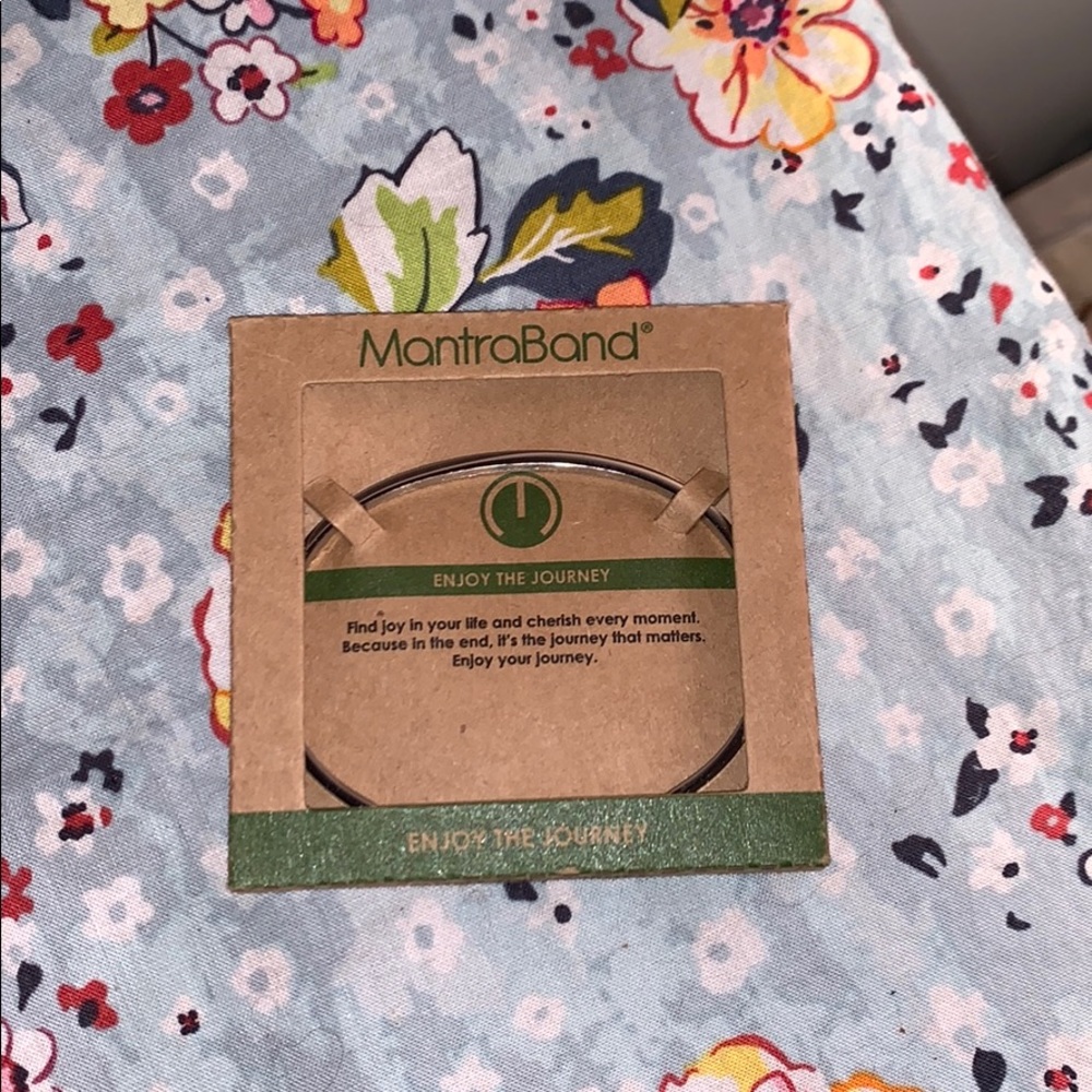 MantraBand Enjoy the journey